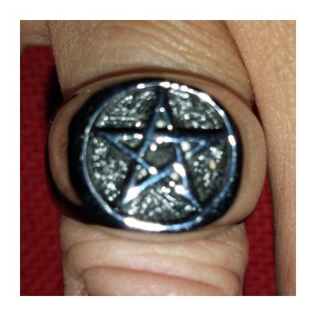 Anello con Pentacolo